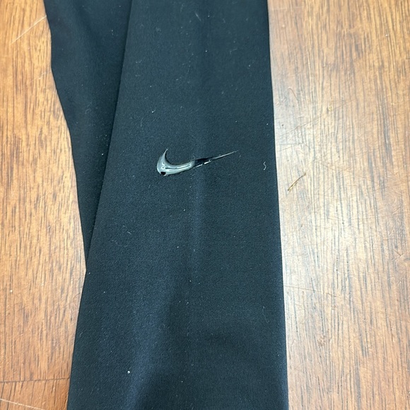 Nike/Peloton Leggings - Picture 3 of 5
